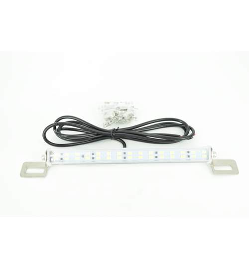 Lampa LED rezistenta la apa de 12V, lumina alba COD: ART88 ManiaCars
