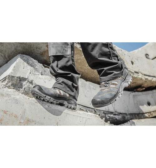 Pantofi de lucru din piele de caprioara, S1P, SRA, talpici/branturi, marimea 42, NEO MART-82-033