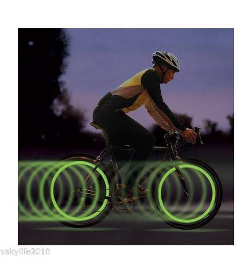Iluminat LED Decorativ pentru Spite Bicicleta cu 3 Tipuri de Iluminare, Culoare Verde