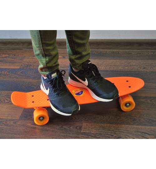 Placa Skateboard pentru Copii, Lungime 56cm, Capacitate 60kg, Culoare Portocaliu