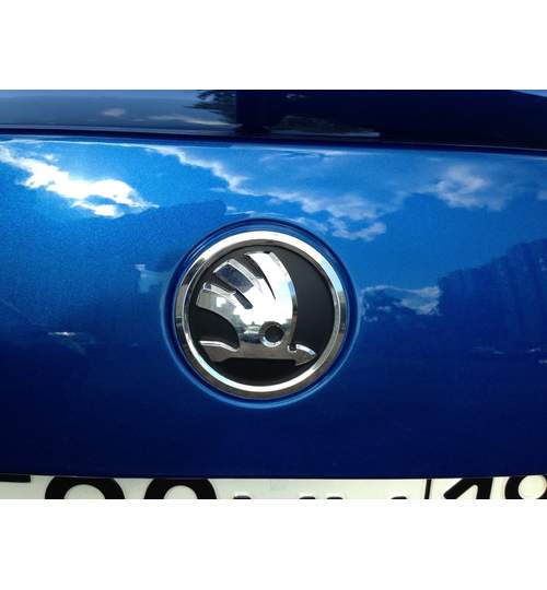 Emblema auto Skoda Fabia 2 04.2010-03.2015, Rapid 10.2012-, Roomster/Praktik 04.2010-, cod  5J0853621A AUL , spate Kft Auto