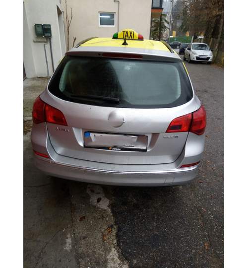Husa auto dedicate Opel Astra J 2013-> FRACTIONATE. Calitate Premium ManiaCars